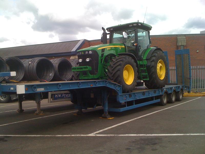 Low loader big Tractor